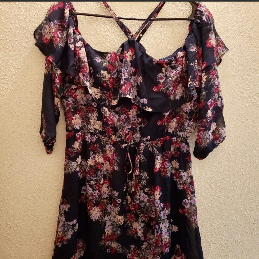 NWT cold shoulder dress
